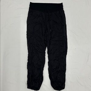 The North Face Women's Black Aphrodite Capri Pants Elastic Waist Pockets